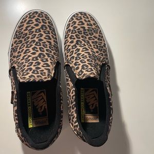 VANS Deluxe Comfort Ortholite Leopard/Cheetah Print Size 7!